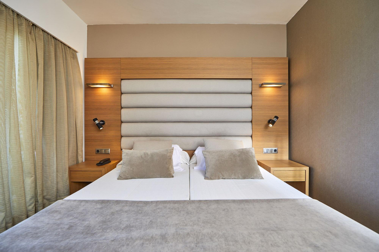 Bedroom 2, Hotel Playa Golf, Baleares