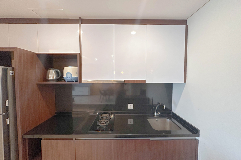 Private kitchen 2, Spacious And Elegant 2Br At One East Penthouse & Residence Apartment, Surabaya