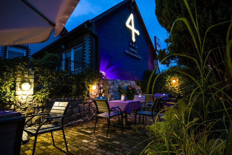 Food & Drinks 2, Hotel 4, Strzelce-Drezdenko