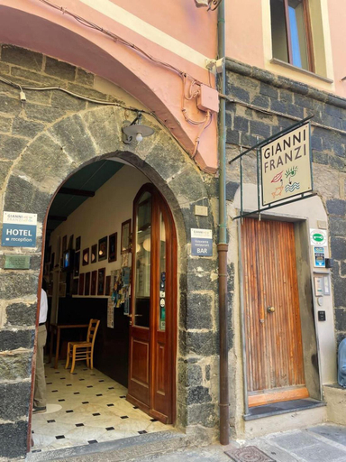 Exterior & Views 4, Gianna Rooms, La Spezia