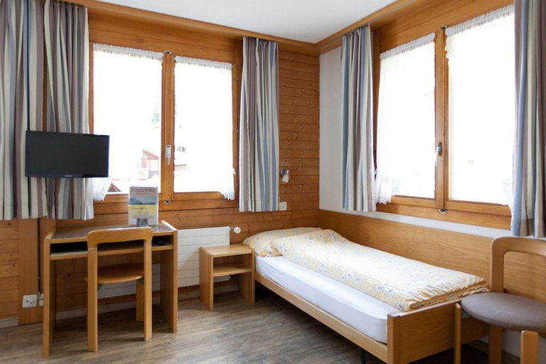 Bedroom 2, Hotel Edelweiss Wengen, Interlaken