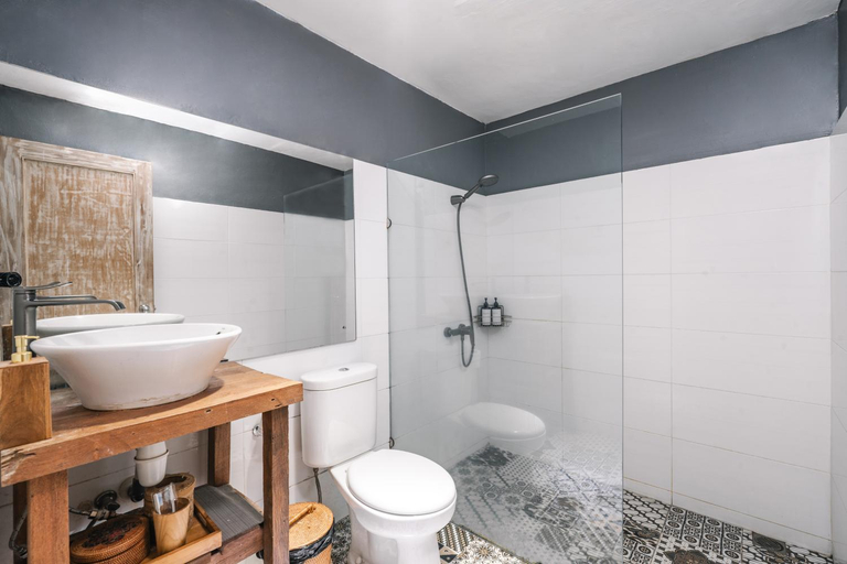Bathroom 4, Sanur House, Denpasar