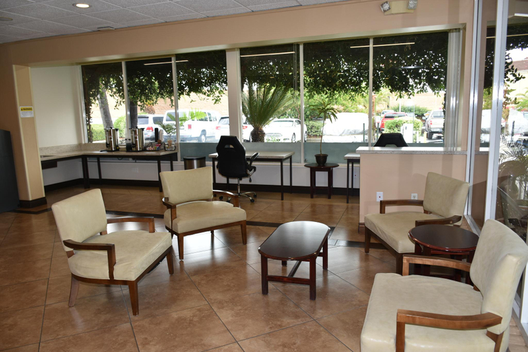 Public Area 3, Ontario Airport Inn, San Bernardino