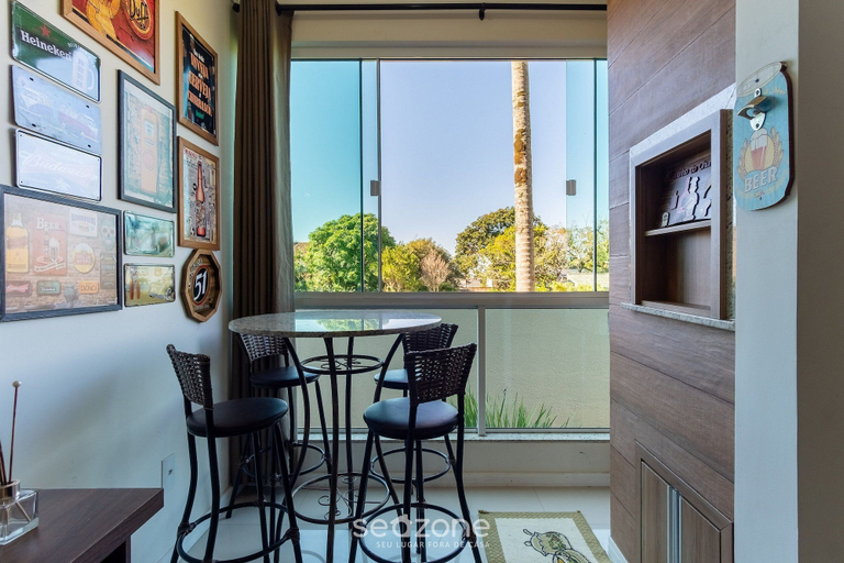 Dining 5, 2 Bedroom Apart w/ Air 270m From the Beach Gps0102, Imbituba