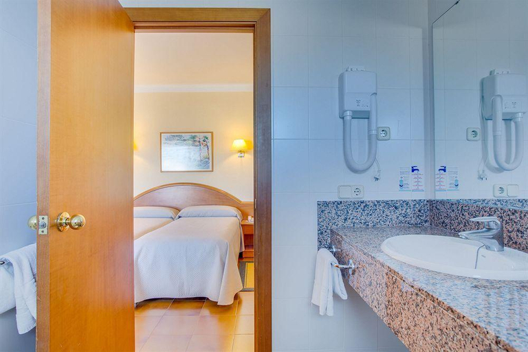 Bathroom 5, Hotel Eden Soller, Baleares