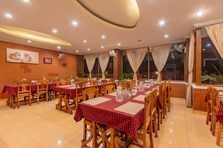 Food & Drinks 4, The Nest Inn , The Nilgiris
