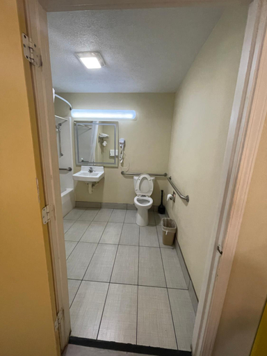 Bathroom 4, Deerfield Inn, Decatur