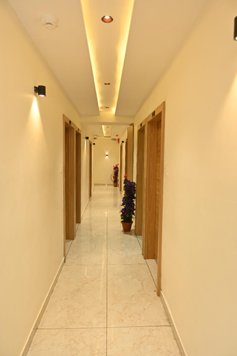 Lobby 3, Hotel Daily Stay, Gandhinagar