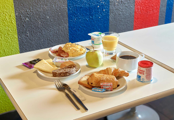 Food & Drinks 5, B&B HOTEL Cergy Pierrelaye, Val-d'Oise
