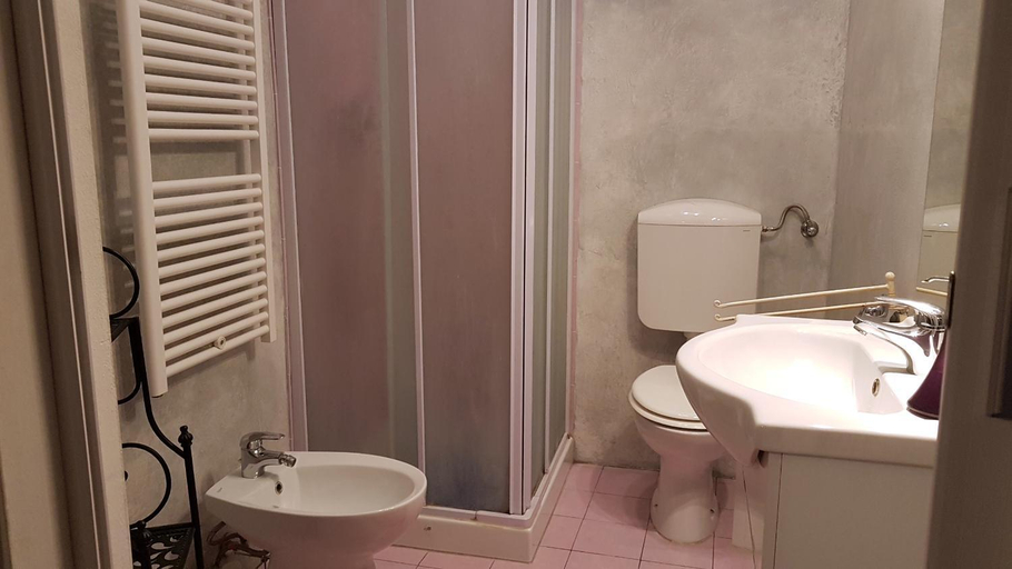 Bathroom 3, B&B San Francesco, Parma
