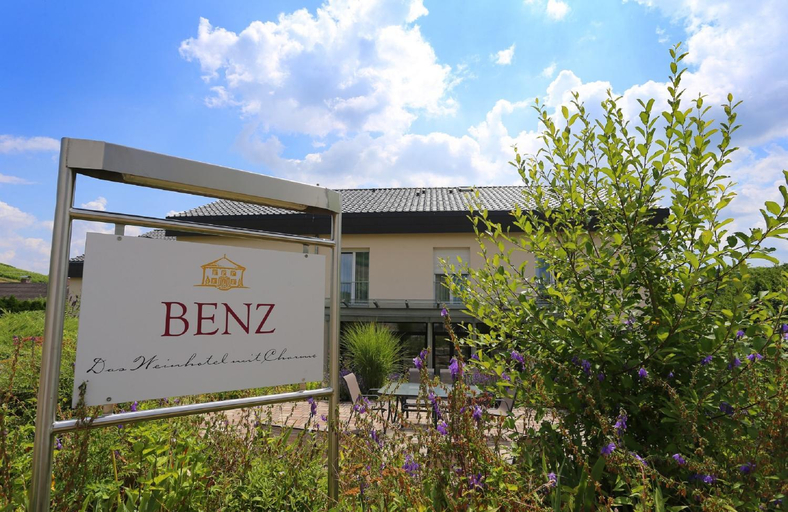 Exterior view 3, BENZ Weingut & Weinhotel, Main-Tauber-Kreis