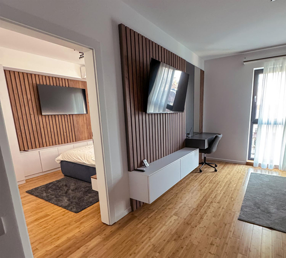 Others 5, Pitesti Residence, Pitesti