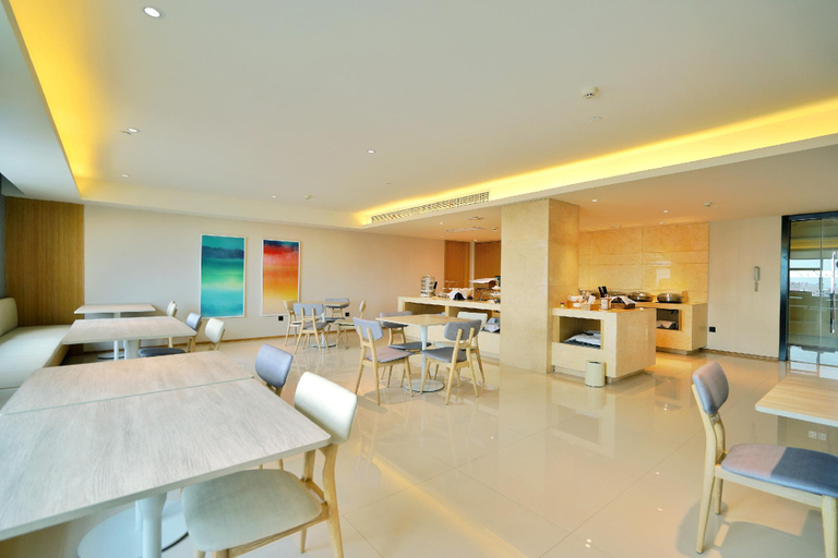 Food & Drinks 5, Ji Hotel Taixing Daqing Middle Road, Taizhou