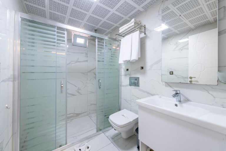 Bathroom 4, Citrus Luna Suite Hotel, Antalya