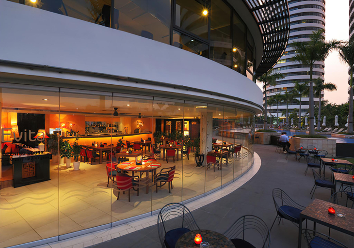 Food & Drinks 2, City Garden - 3BR Panorama Penhouse, Ho Chi Minh City