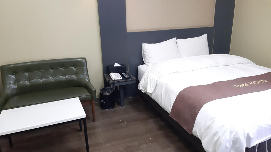 Bedroom 4, Seosan Time Hotel, Seosan