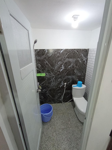 Bathroom, Teratai homestay, Wonosobo