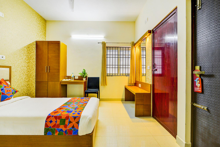 Bedroom 2, FabHotel Sky Bay Residency, Chennai