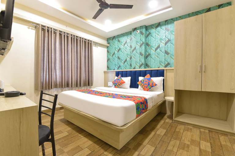 Bedroom 3, FabHotel Bhavna Palace, Indore