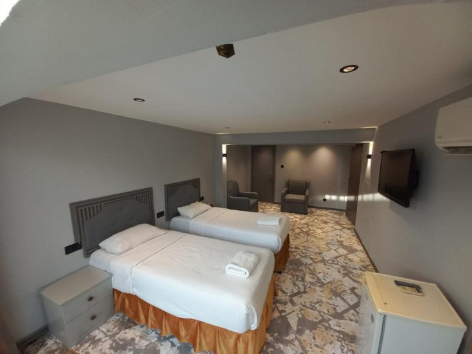 Bedroom 3, Sur Hotel, Sur