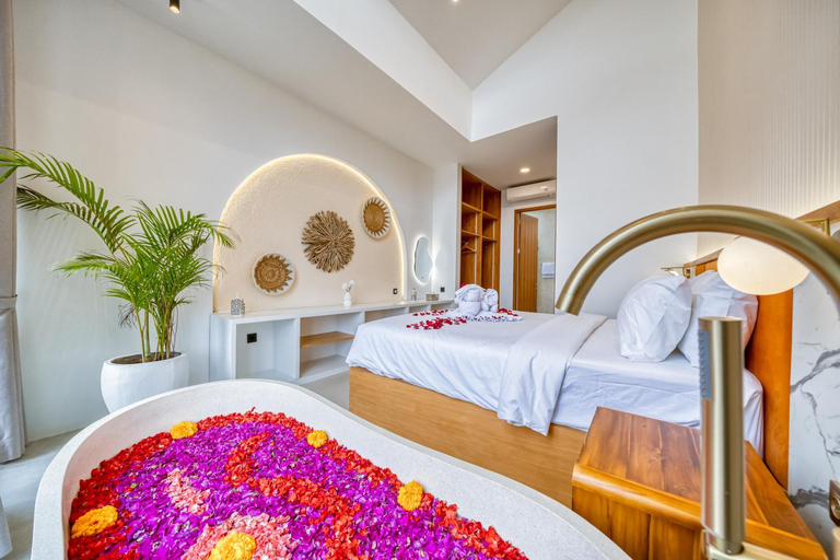 Others 5, Tropical Charm 2bd Canggu Villa Construction Near, Badung