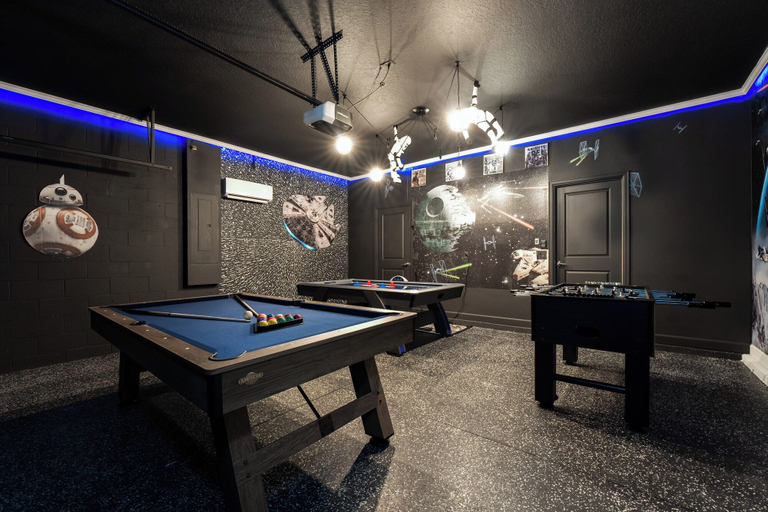 Game room 2, Your Dream Vacation 9BR Villa, Osceola
