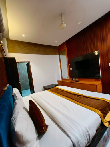Room 2, The Royal Hotel, Bareilly