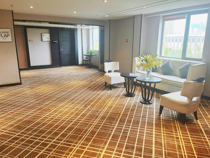 Business Facilities