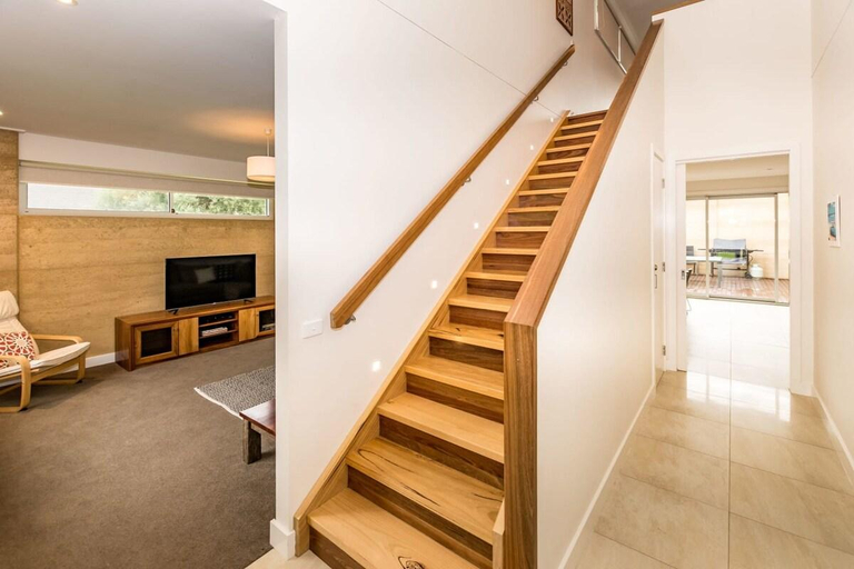 Others 4, 69 Beach Parade, Sandy Point 3959, South Gippsland - East