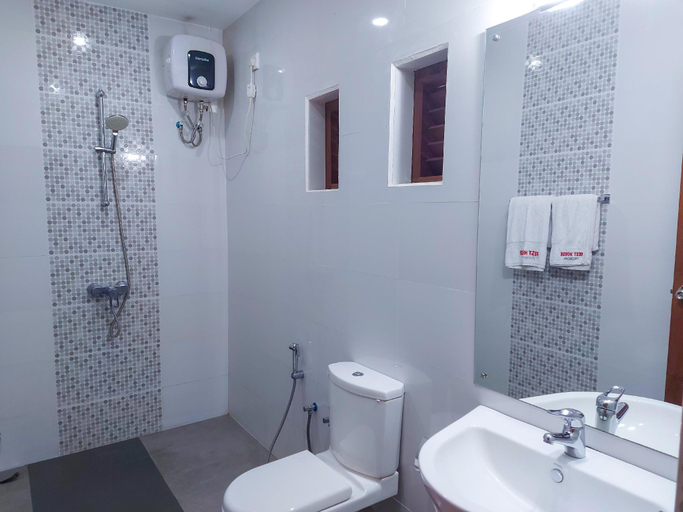 Bathroom, REST HOUSE KESBEWA, Kesbewa