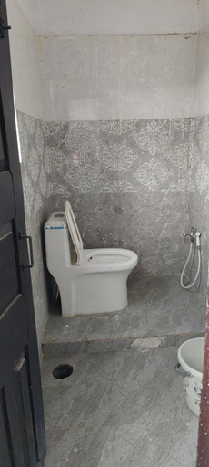 Bathroom 4, Hotel Rajgir, Nalanda