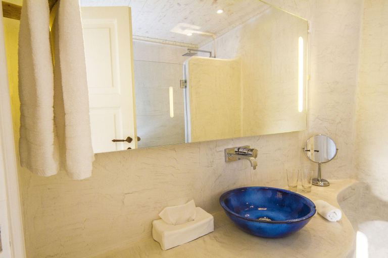 Bathroom 5, Iconic Santorini, a Boutique Cave Hotel, South Aegean