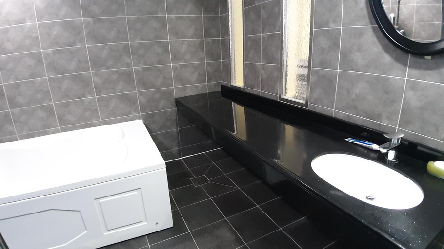 Bathroom 5, Seosan Time Hotel, Seosan