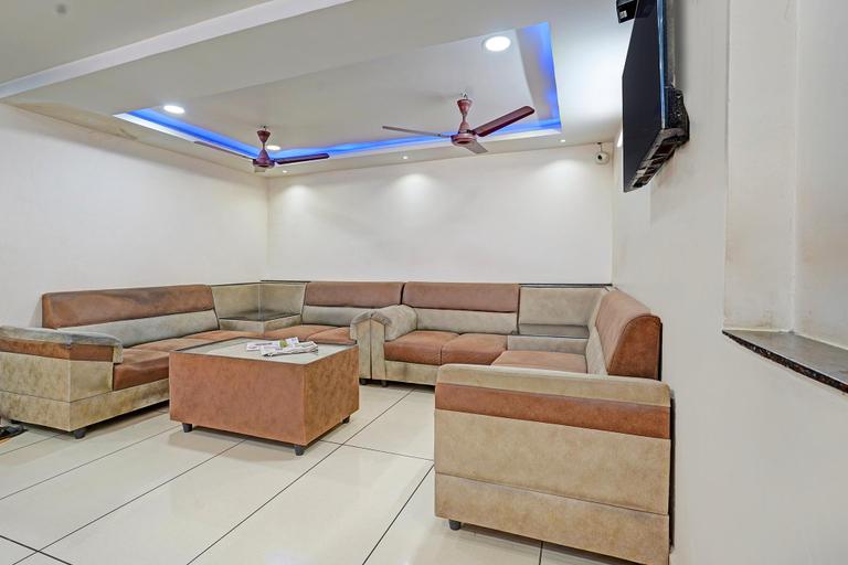 Public Area 2, Fabhotel Surya International, Nellore