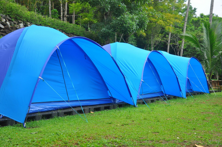 Bravo Adventure Glamping - Tap to explore photos