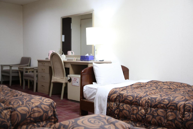 Bedroom 4, Hotel Luna Park, Matsuyama