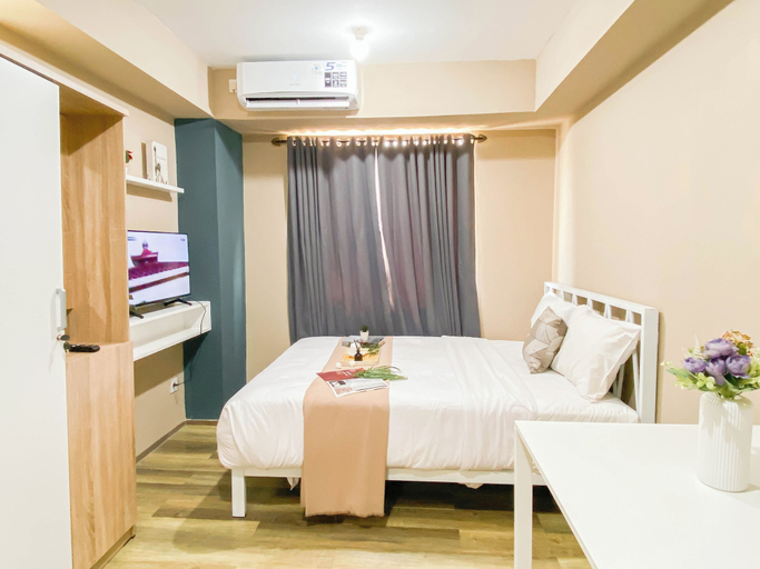 Room 4, Soft Minimalist Studio Room At Meikarta Apartment, Cikarang