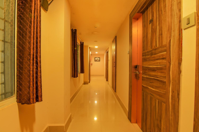 Others 5, Hotel Middleton Desire, Cuttack