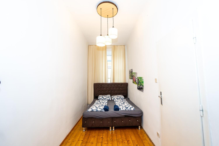 Others 4, Family Rooms - 7 Minutes to Schonbrunn Palace, Wien