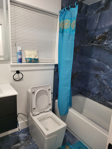 Bathroom 2, Tkc villa, Newark