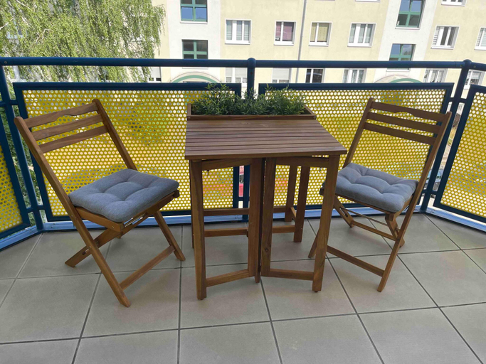 View 4, Charming 4-Person Apartment in Hoyerswerda City Center, Bautzen