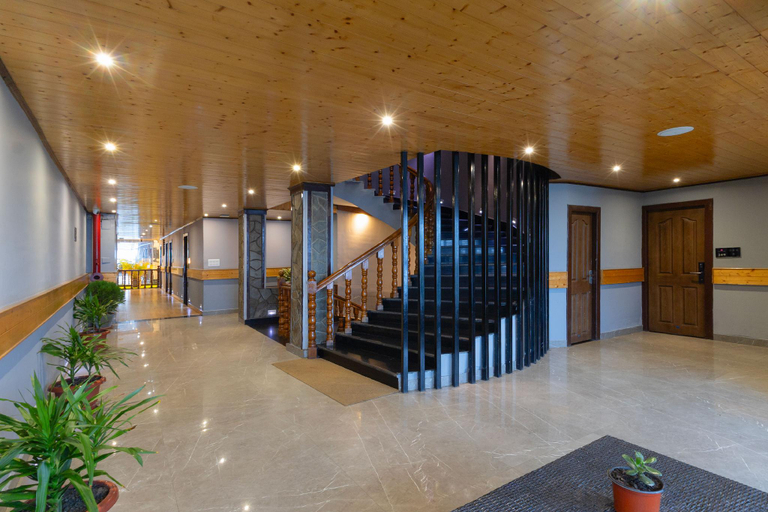 Public Area 2, Sumitel Queens Yard, Darjiling