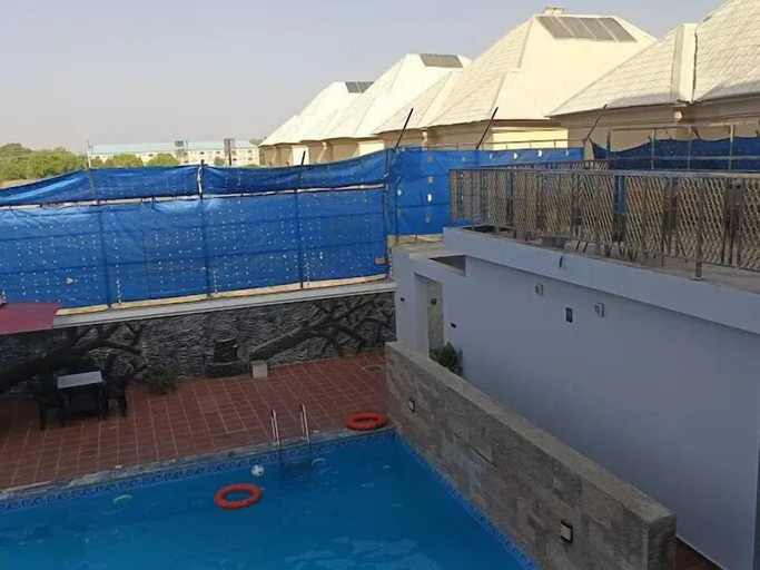 Rooftop pool, Hilton Palace Hotel, Ungogo