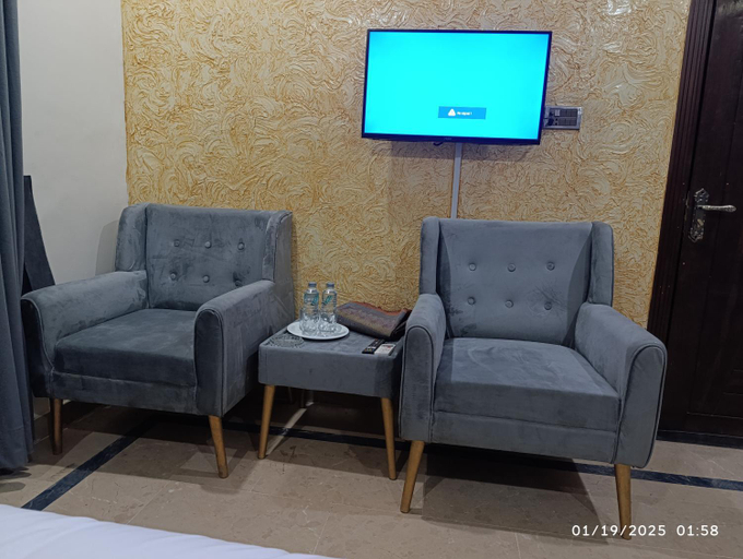 Others 2, Crown Lodges E11-4, Islamabad