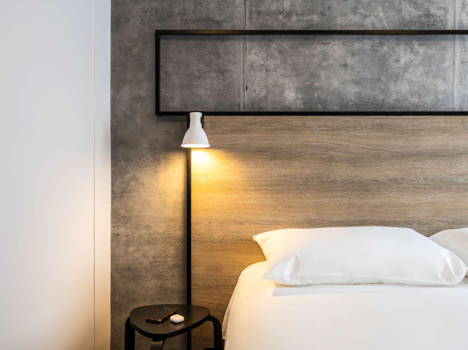 Bedroom 3, Ibis Bordeaux Nord Carbon Blanc, Gironde