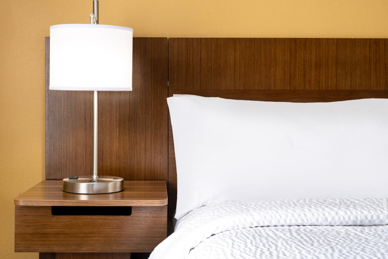 Bedroom 4, Garner Hotel DOSWELL SOUTHEAST by IHG, Hanover