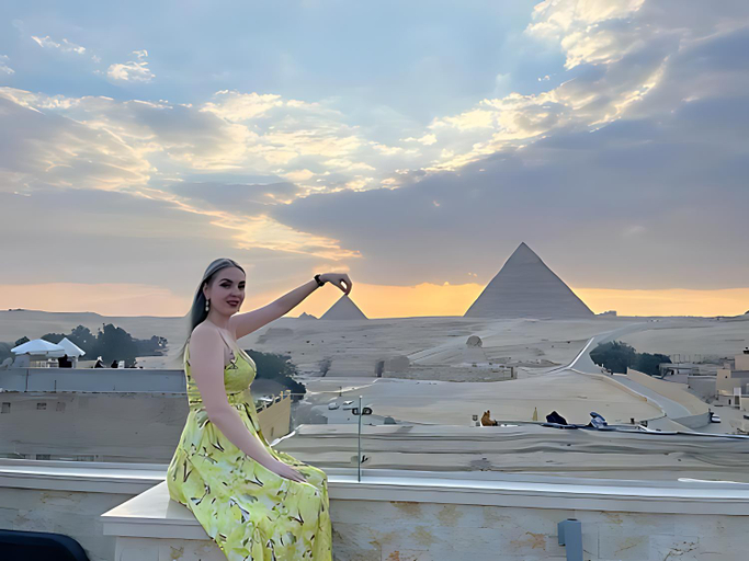 Others 3, Horus Inn Pyramids, Al-Ahram
