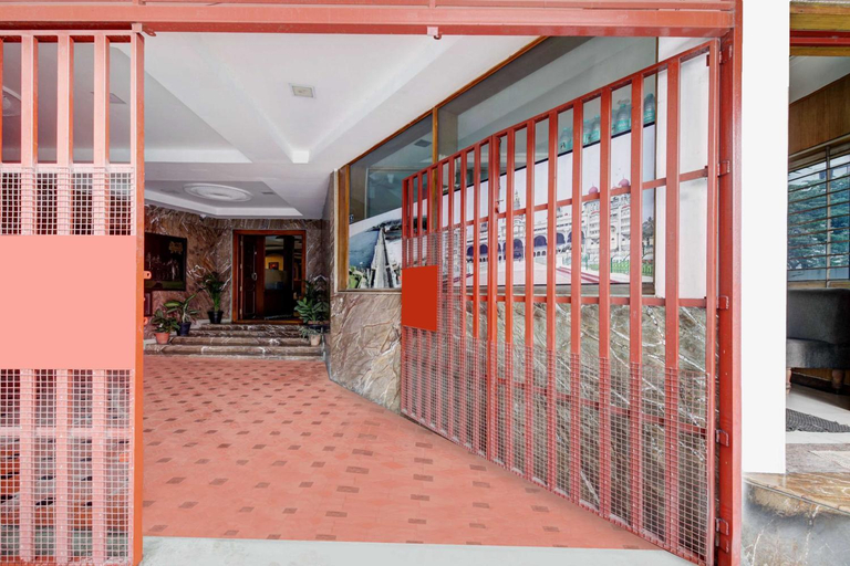 Entrance 5, Townhouse Oak Mysuru City Bus Terminal, Mysore