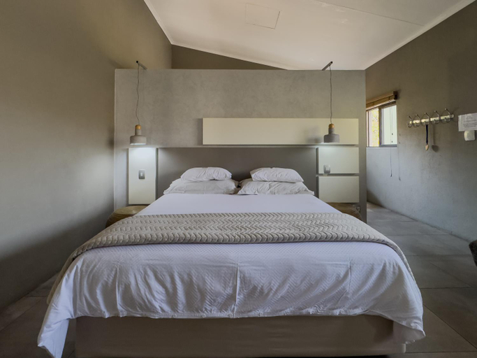 Bedroom 3, Birds Babble Self Catering Guest House, Ehlanzeni
