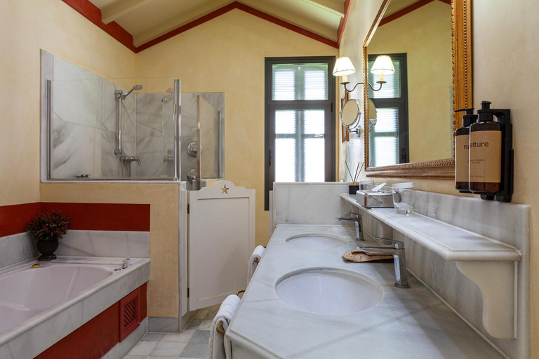 Bathroom 5, Villa Jerez, Cádiz